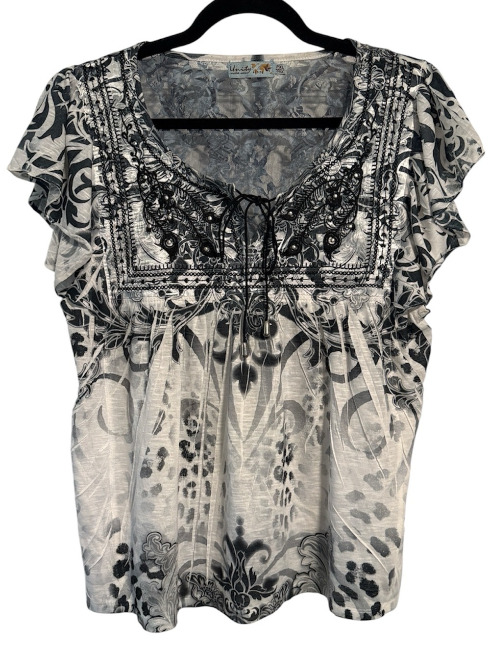 🌻 Unity World Wear Petite Black and White Patterned Lace Back Top